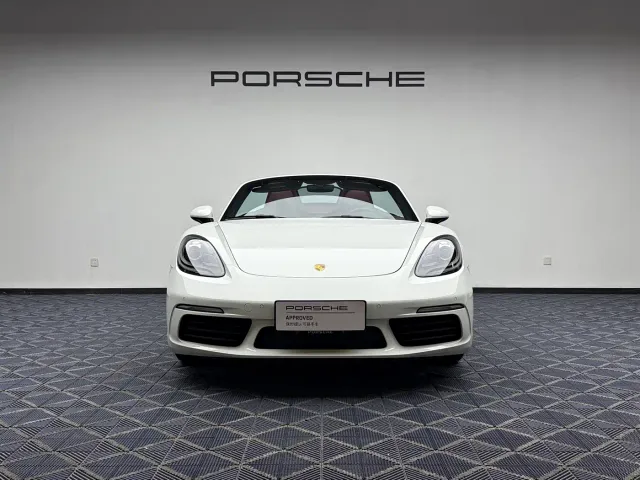 Porsche 718 — Фото автомобиля 8
