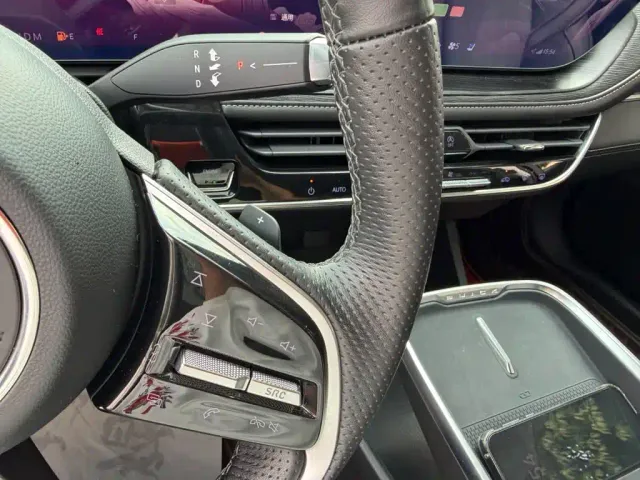 Buick LaCrosse — Фото автомобиля 10