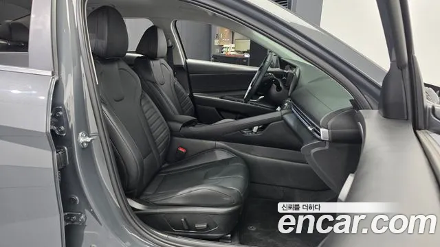 Hyundai Avante CN7 — Фото автомобиля 17