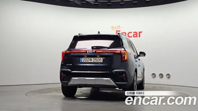 Kia Seltos Бензин 1.6 турбо 2WD — Фото автомобиля 3
