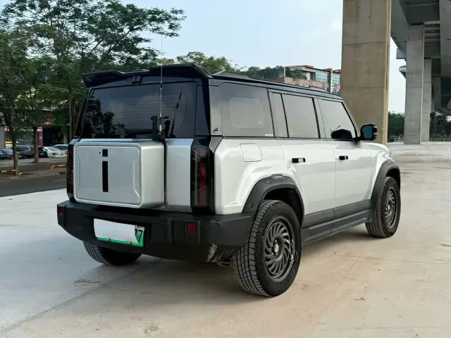 iCAR 03 — Фото автомобиля 3