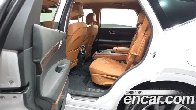 Genesis GV80 — Фото автомобиля 17