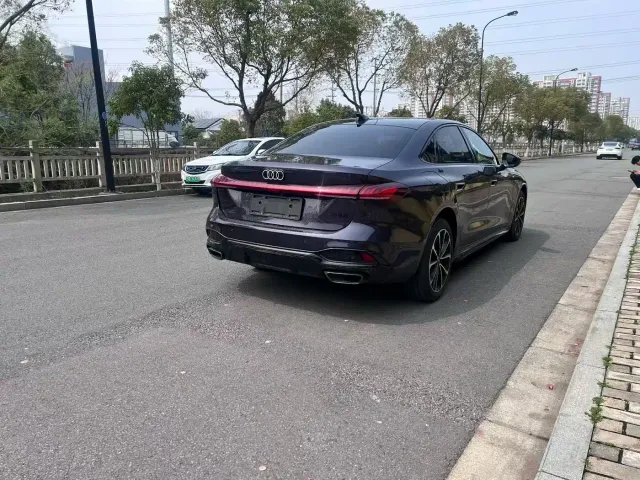 Audi A5L — Фото автомобиля 9
