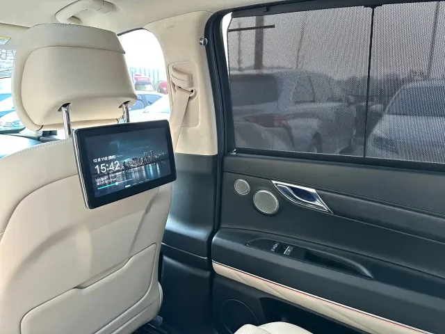 Genesis GV80 — Фото автомобиля 13