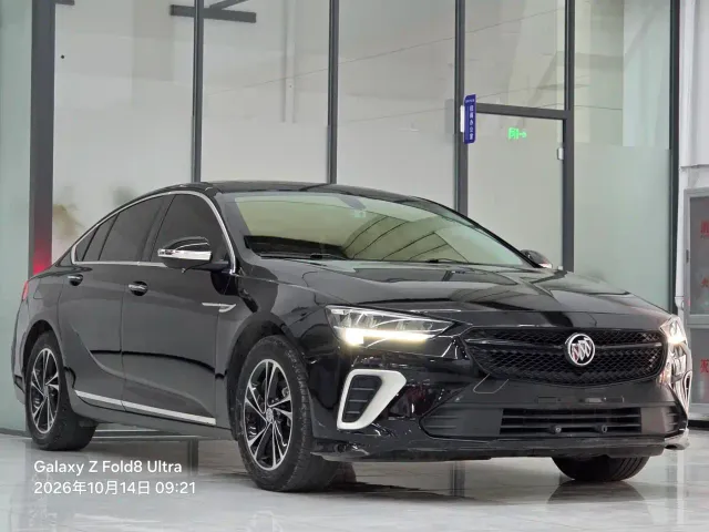 Buick Regal — Фото автомобиля 3