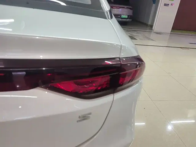 GAC Aion S — Фото автомобиля 7
