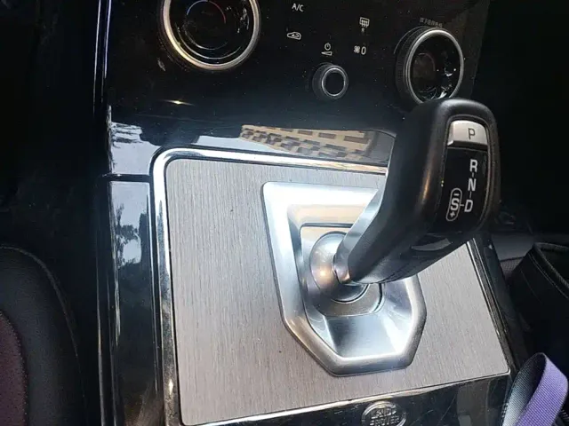 Land Rover Range Rover Evoque — Фото автомобиля 13