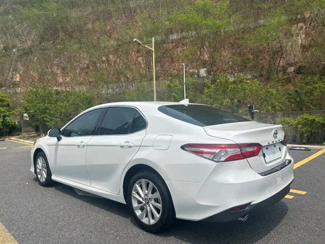 Toyota Camry — Фото автомобиля 27