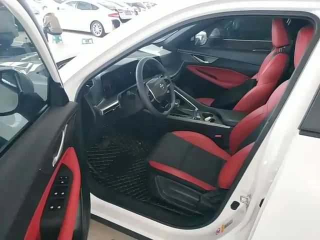 Changan CS35 Plus — Фото автомобиля 15