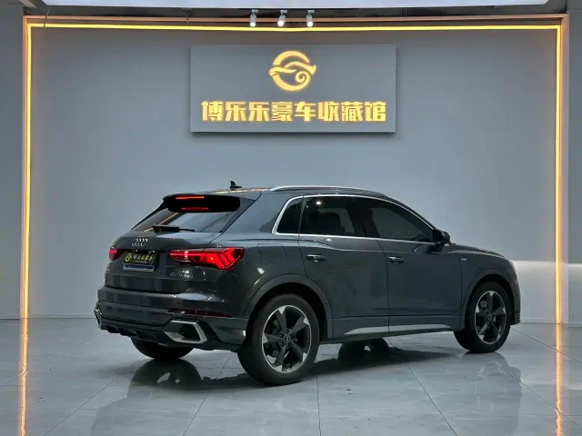Audi Q3 — Фото автомобиля 23