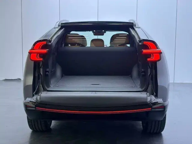 Changan Qiyuan E07 — Фото автомобиля 17