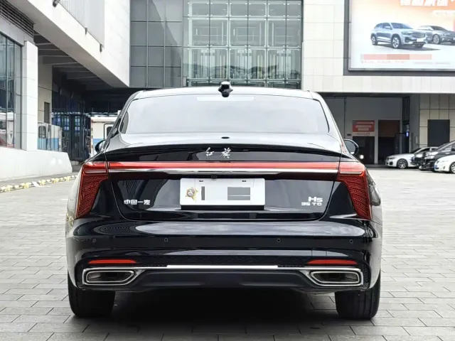Hongqi H5 — Фото автомобиля 9