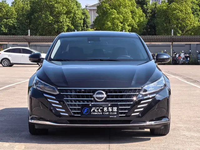 Nissan Teana — Фото автомобиля 2