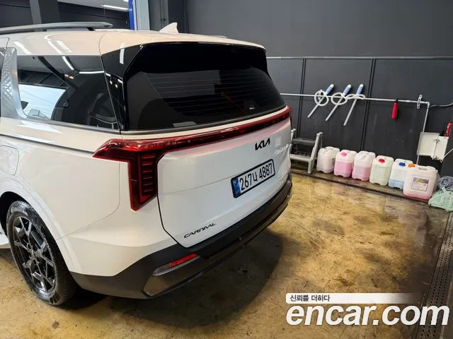 Kia Canival Новый Carnival 4 поколение Бензин 9 мест X Line — Фото автомобиля 17