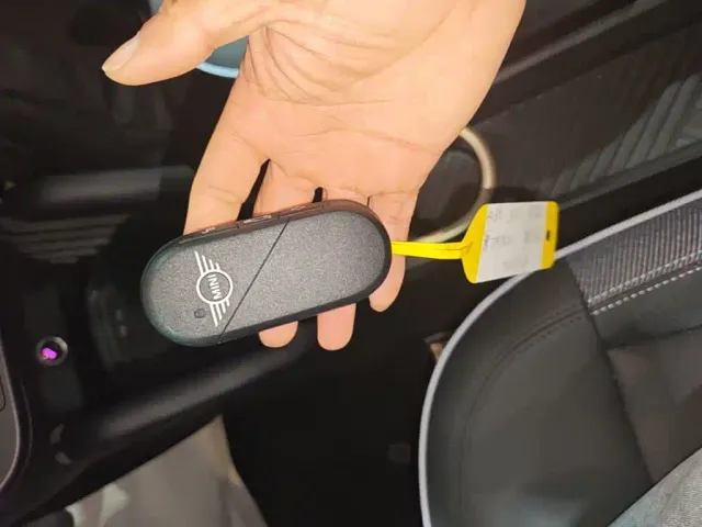 MINI Electric MINI ACEMAN — Фото автомобиля 8