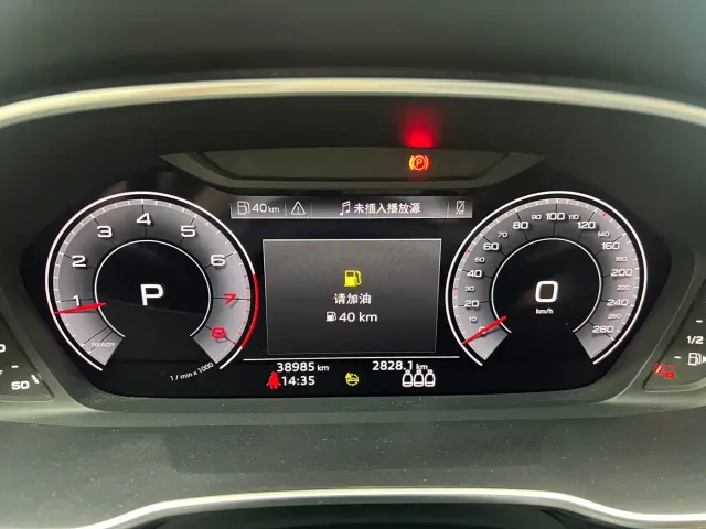 Audi Q3 — Фото автомобиля 22
