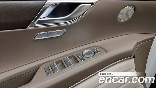 Genesis GV80 2.5T Бензин AWD — Фото автомобиля 30