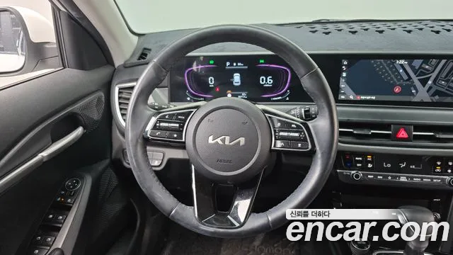 Kia Seltos New — Фото автомобиля 19