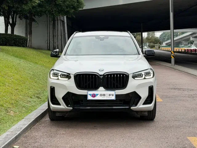 BMW X3 — Фото автомобиля 2