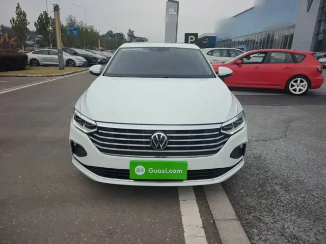 Volkswagen Lavida — Фото автомобиля 2
