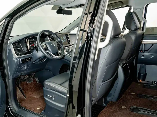 GAC Trumpchi M8 — Фото автомобиля 17