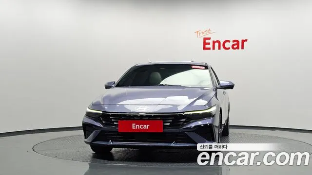Hyundai Avante CN7 — Фото автомобиля 3