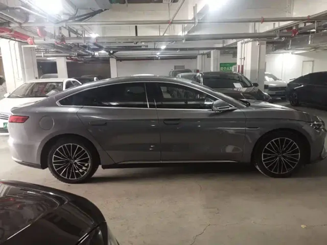 BYD Han — Фото автомобиля 27