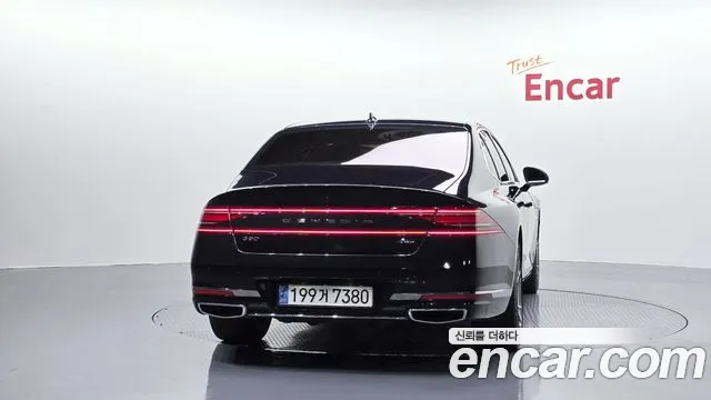 Genesis G90 Бензин 3.5 турбо AWD — Фото автомобиля 4