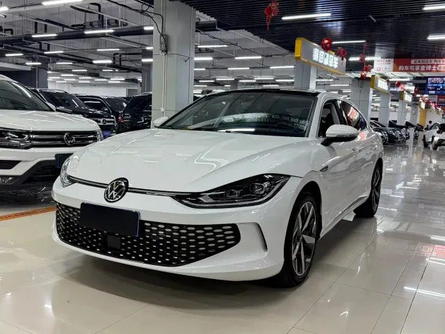 Фотография автомобиля — Volkswagen Lamando