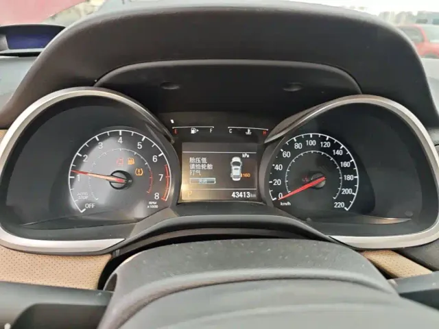 Chevrolet Monza — Фото автомобиля 11
