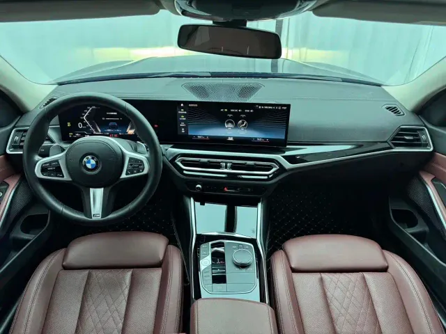 BMW 3 Series — Фото автомобиля 11