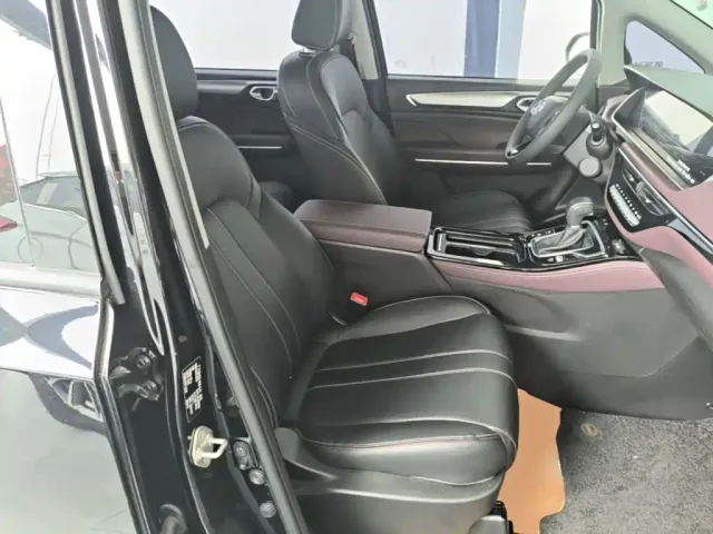 GAC Trumpchi M6 — Фото автомобиля 24