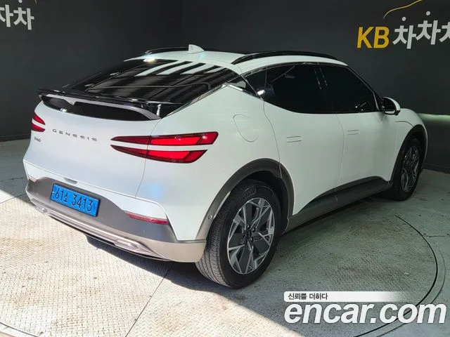 Genesis GV60 — Фото автомобиля 6