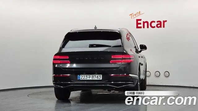 Фотография автомобиля — Genesis GV80 2.5T Бензин AWD