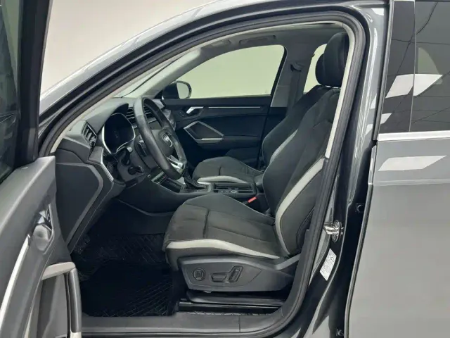 Audi Q3 — Фото автомобиля 14