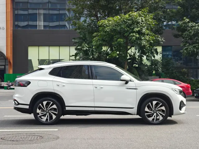 Volkswagen Tayron X — Фото автомобиля 4