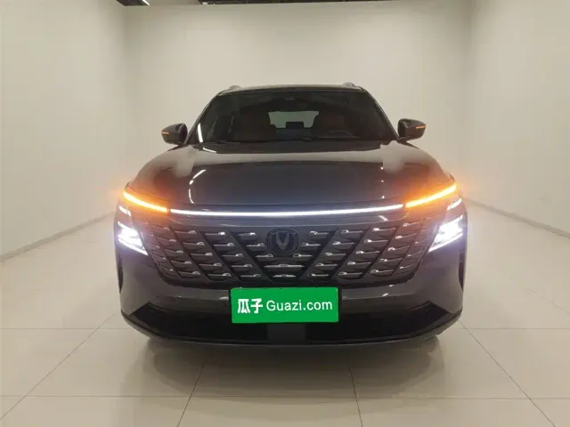 Changan CS75 Plus — Фото автомобиля 2