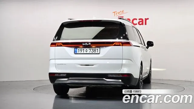 Kia Carnival 4th Gen — Фото автомобиля 4