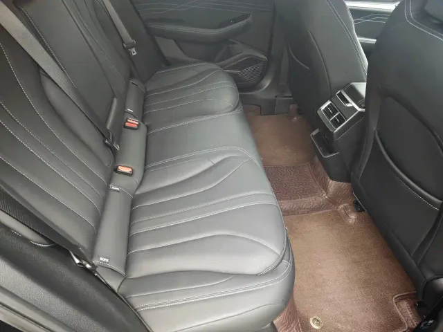 Geely Xingrui — Фото автомобиля 12