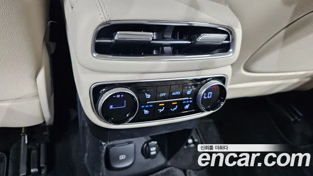 Genesis GV80 2.5T Бензин AWD — Фото автомобиля 16