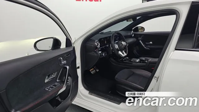 Mercedes-Benz A-Class — Фото автомобиля 10