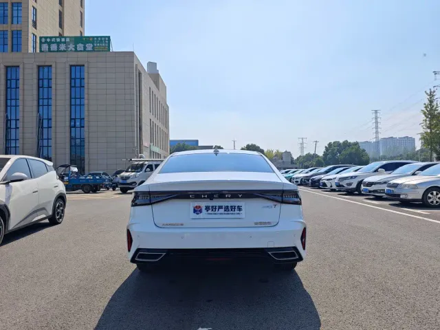 Chery Arrizo 8 — Фото автомобиля 6