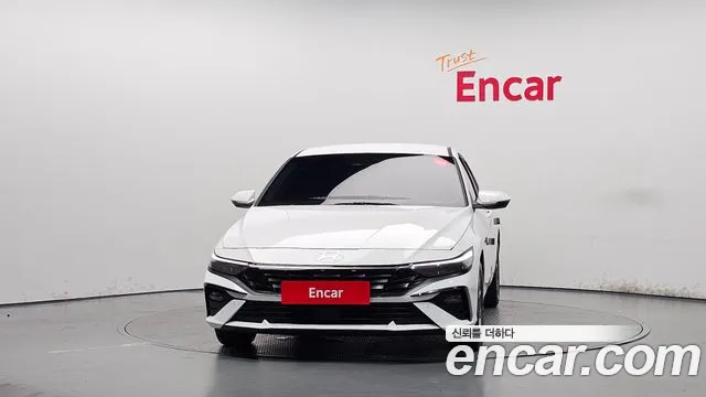 Hyundai AVANTE Новый Avante (CN7) — Фото автомобиля 3