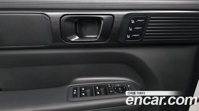 Hyundai Santa Fe MX5 — Фото автомобиля 27
