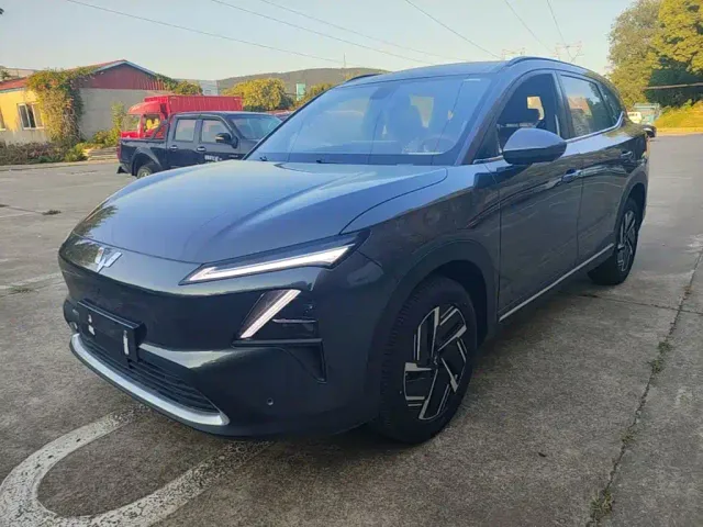 Фотография автомобиля — Wuling Starlight S