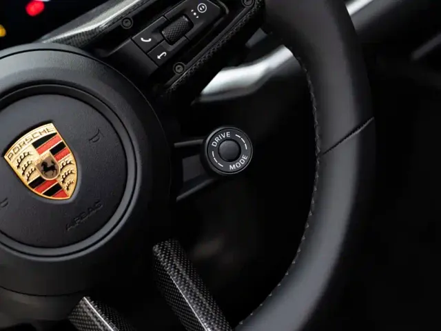 Porsche Cayenne — Фото автомобиля 23