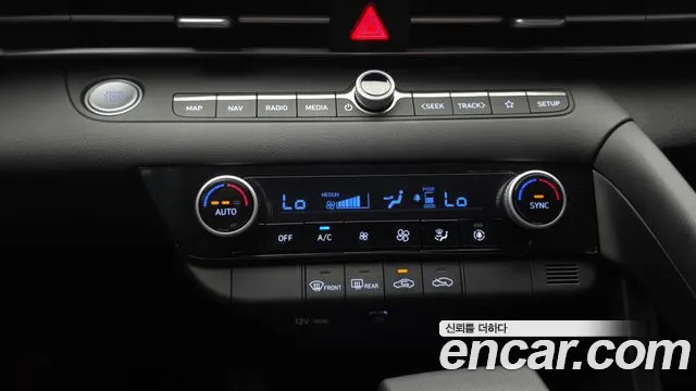 Hyundai AVANTE Avante (CN7) — Фото автомобиля 24