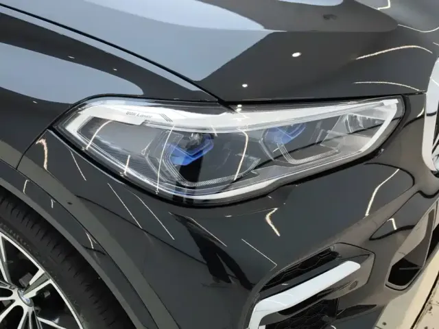 BMW X5 — Фото автомобиля 10