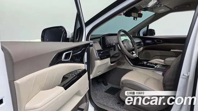 Kia Carnival Generation 4 — Фото автомобиля 15