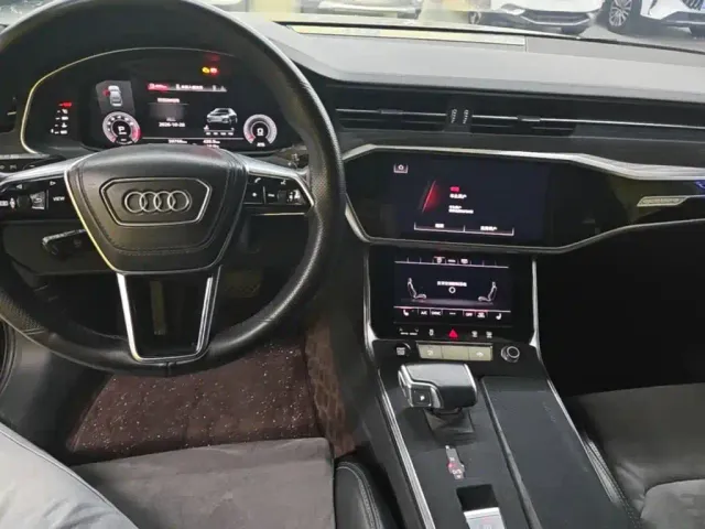 Audi A6L — Фото автомобиля 9